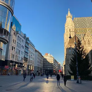 https://sonnwendviertel-hauptbahnhof-apartments.vienna-besthotels.com